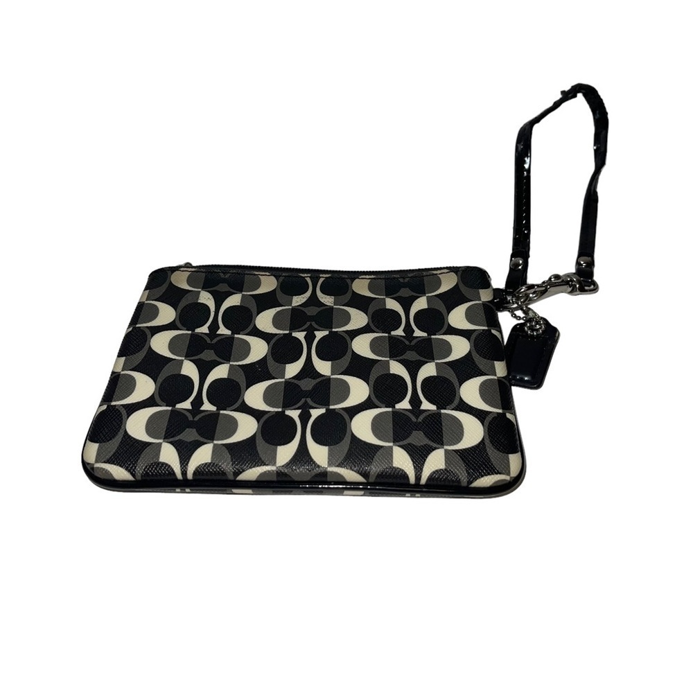 Coach Woman Wallet - Picture 5 of 5